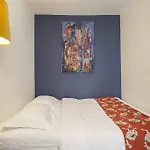 Otel Des Arts Montmartre 4*