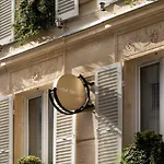 Des Arts Montmartre Paříž