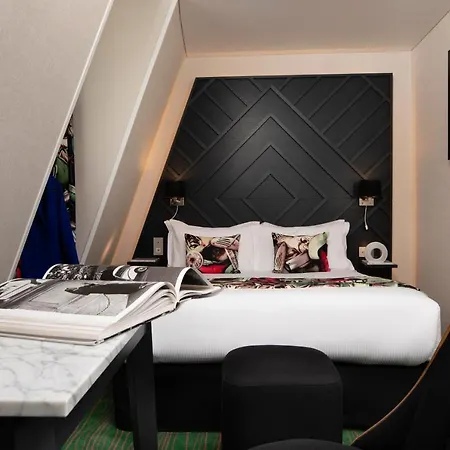 Des Arts Montmartre 4*