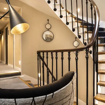 Des Arts Montmartre Hotel