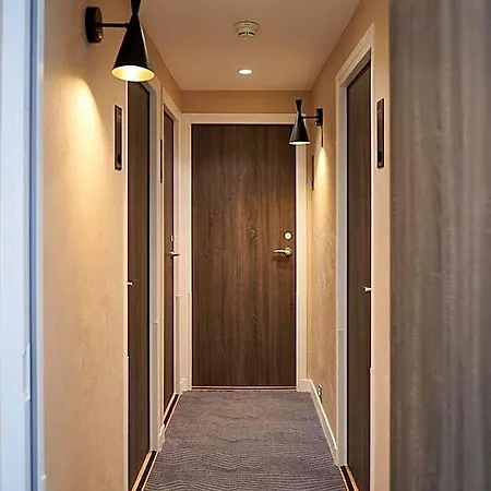 Hotell Des Arts Montmartre Paris