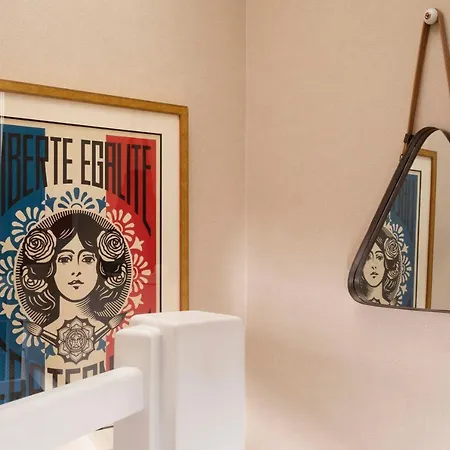 Des Arts Montmartre Parigi