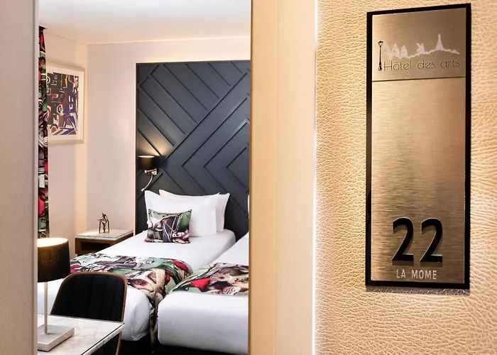Des Arts Montmartre Hotel 4*