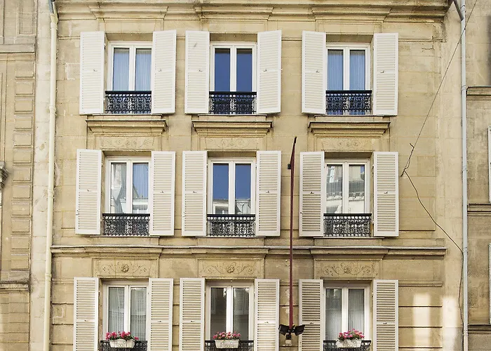 Des Arts Montmartre Parigi