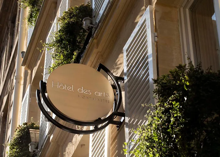Des Arts Montmartre Hotel