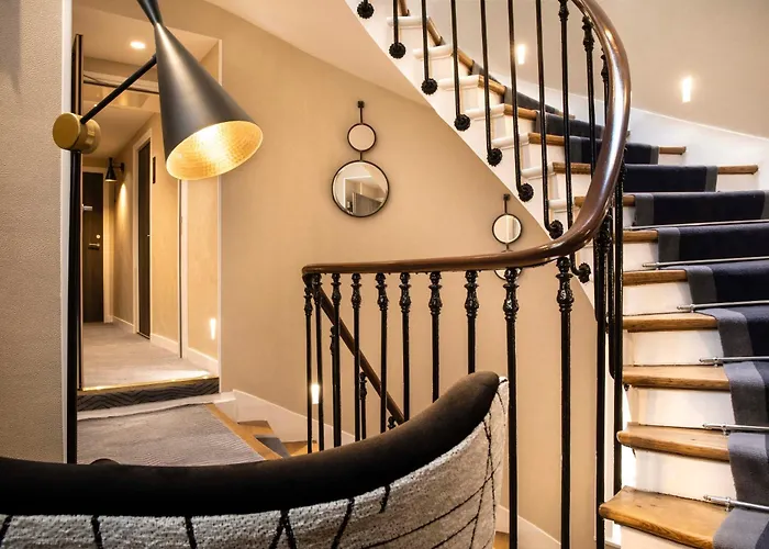 Des Arts Montmartre Hotel