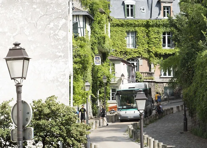 Des Arts Montmartre 4*