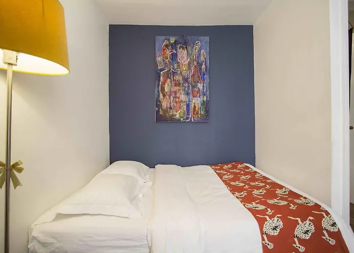 Hotel Des Arts Montmartre 4*