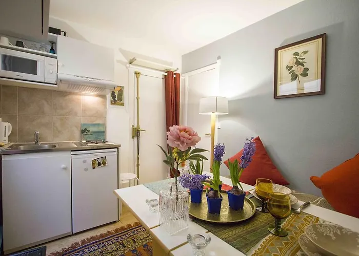 Des Arts Montmartre Parigi