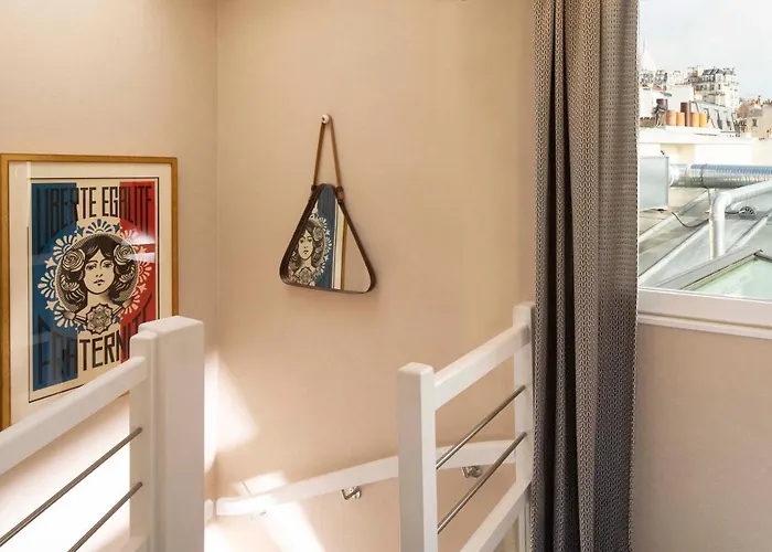 Des Arts Montmartre Hotel