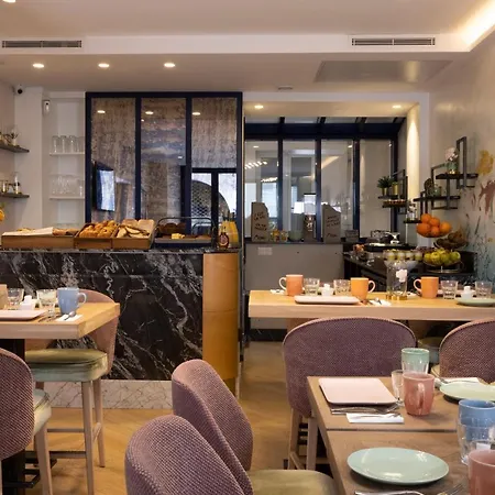 Des Arts Montmartre Hotell Paris