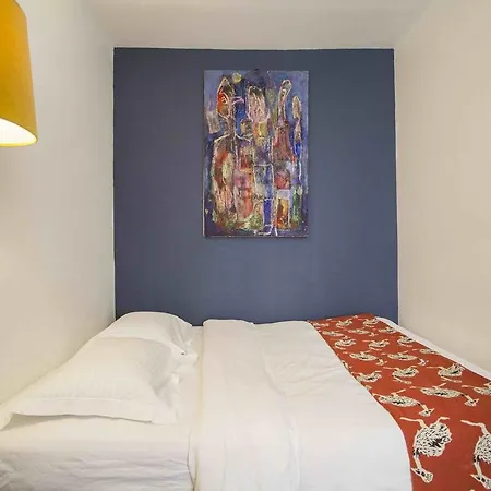 Hotell Des Arts Montmartre 4*