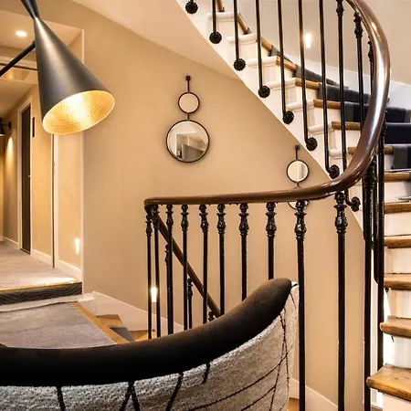 Des Arts Montmartre Hotell