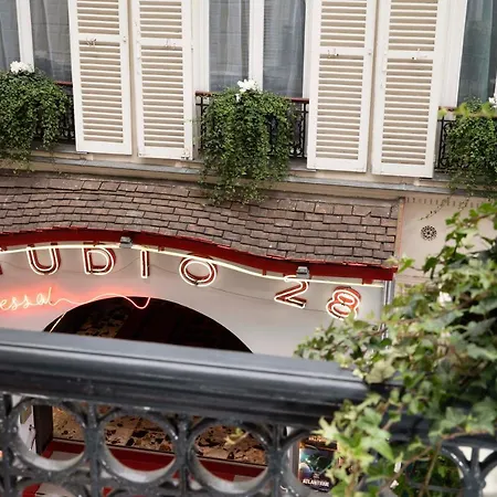 Des Arts Montmartre Hotell