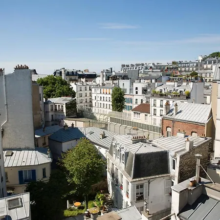 Des Arts Montmartre 4*