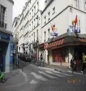 Des Arts Montmartre