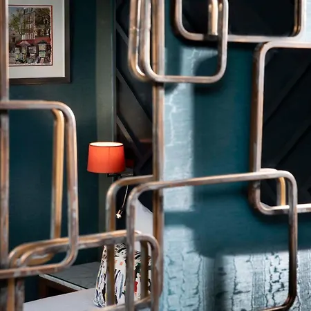 Des Arts Montmartre Hotel 4*